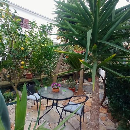 Apartmani Bonavia Jelsa  Exteriör bild