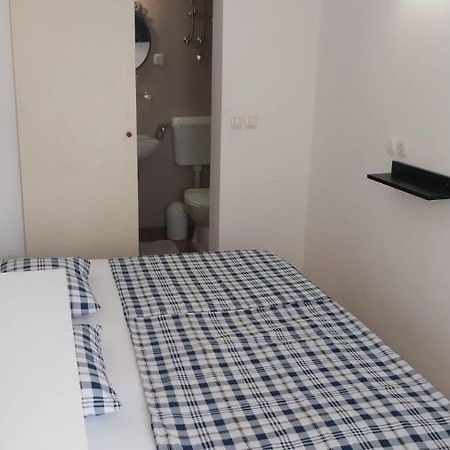 Apartmani Bonavia Jelsa  Exteriör bild